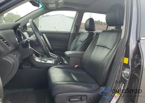 2011 Toyota Highlander Base из США, поврежденный, VIN 5TDZK3EH6BS024997